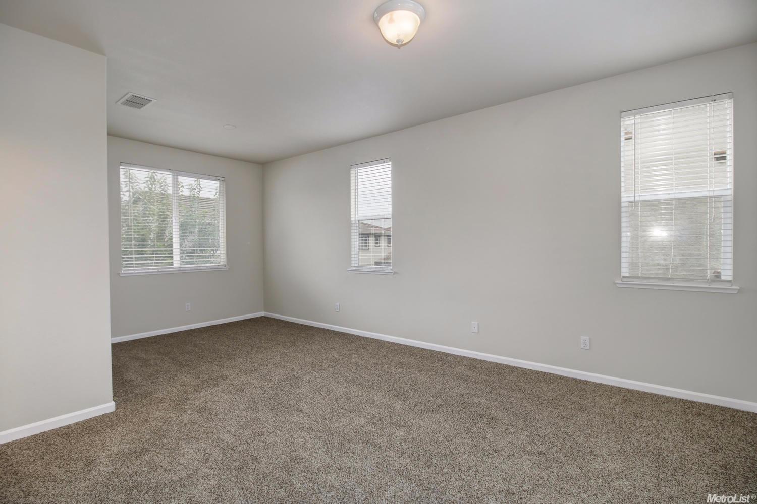 387 Rosebriar Pl, Lathrop, CA 95330 photo 16