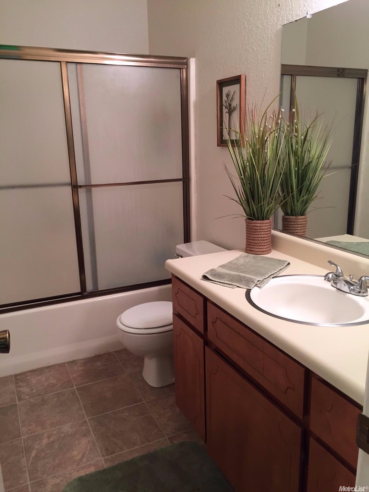 808 Canelli Cir, Modesto, CA 95356 photo 11