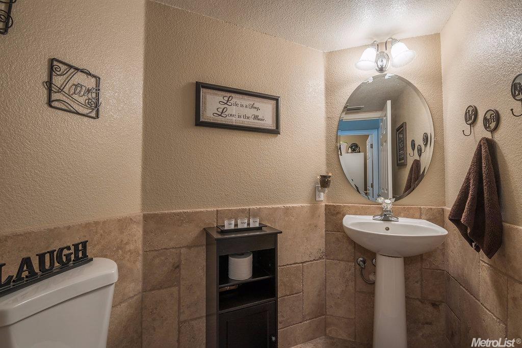 1990 Passages St, Manteca, CA 95336 photo 14