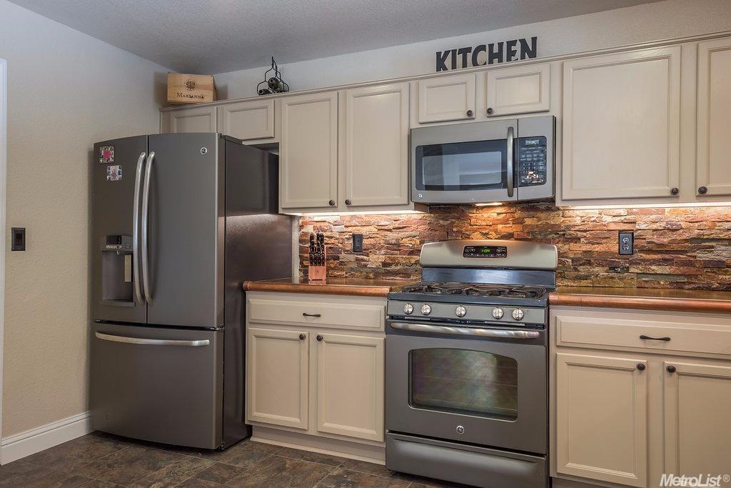 1990 Passages St, Manteca, CA 95336 photo 6
