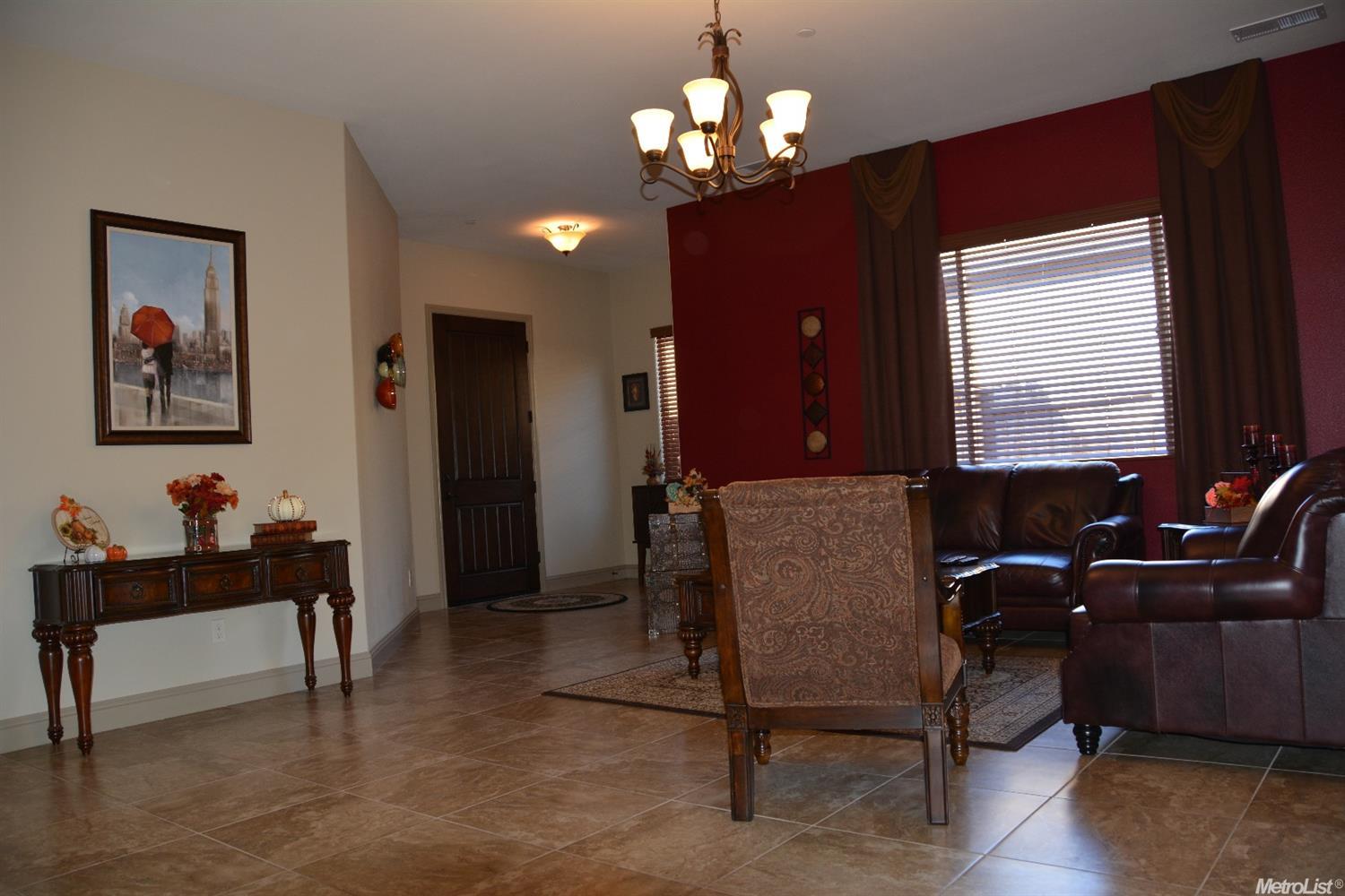 4650 N Berkeley Ave, Turlock, CA 95382 photo 3