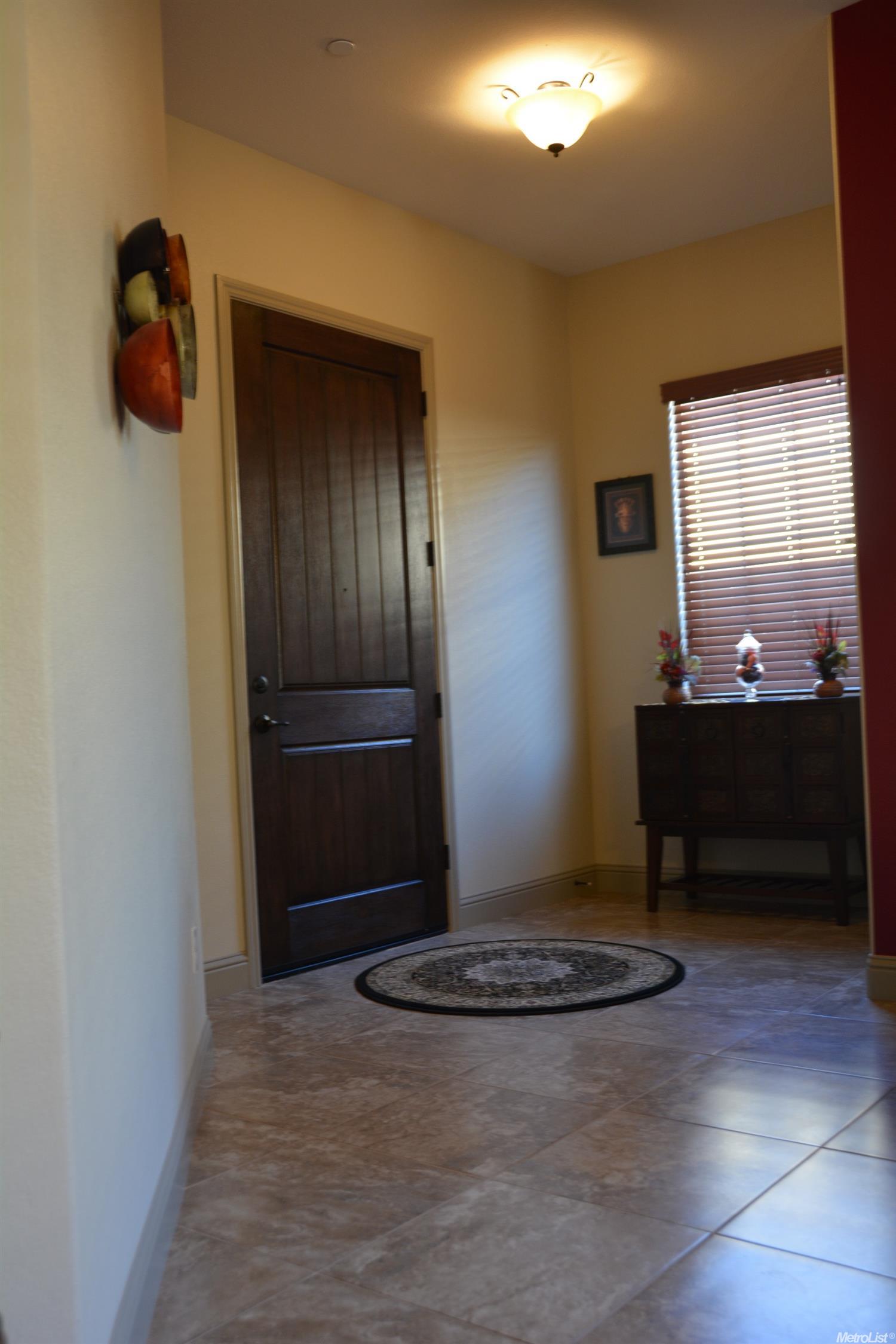 4650 N Berkeley Ave, Turlock, CA 95382 photo 2