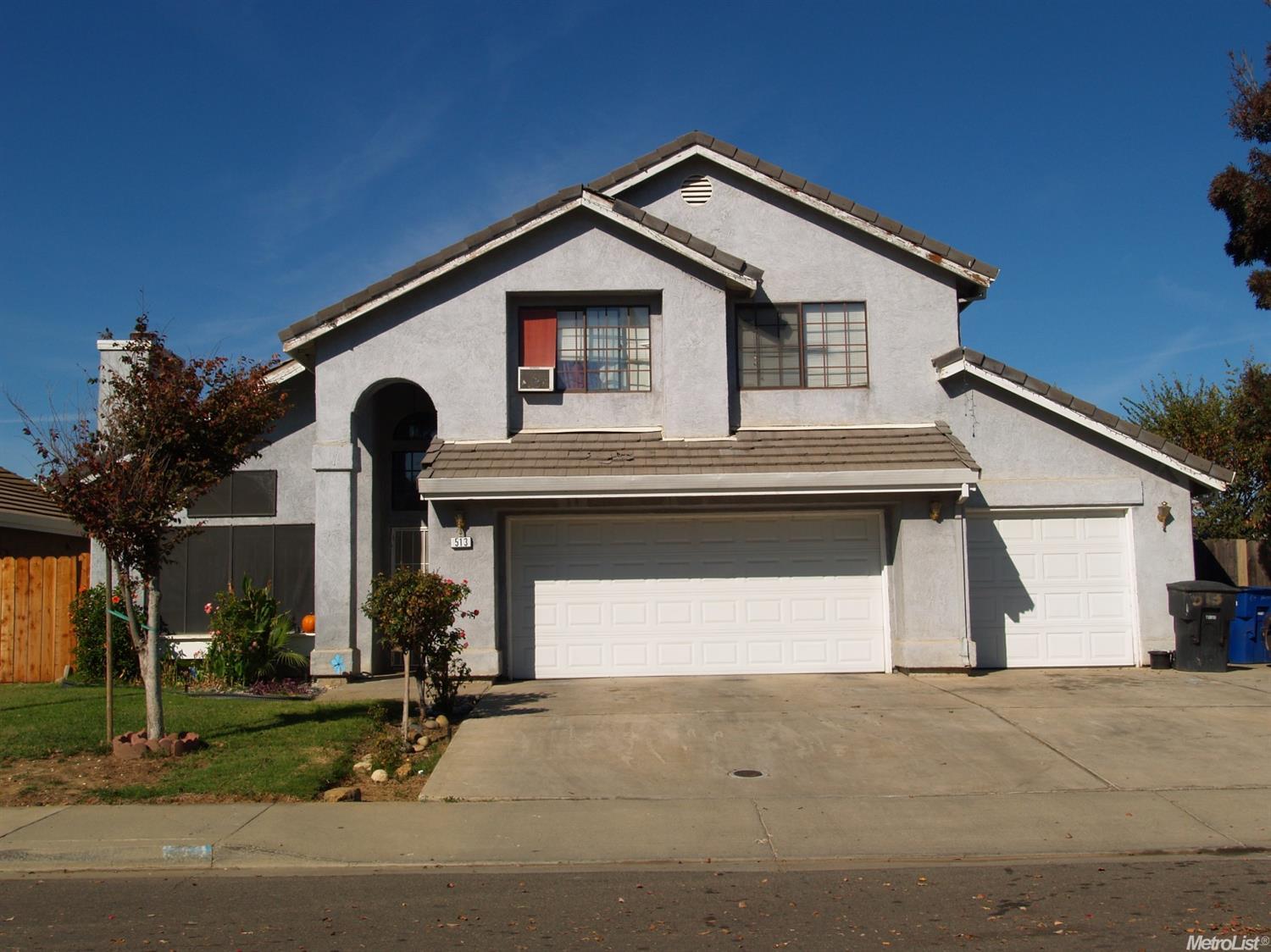 513 Berlin Way, Patterson, CA 95363 photo 1