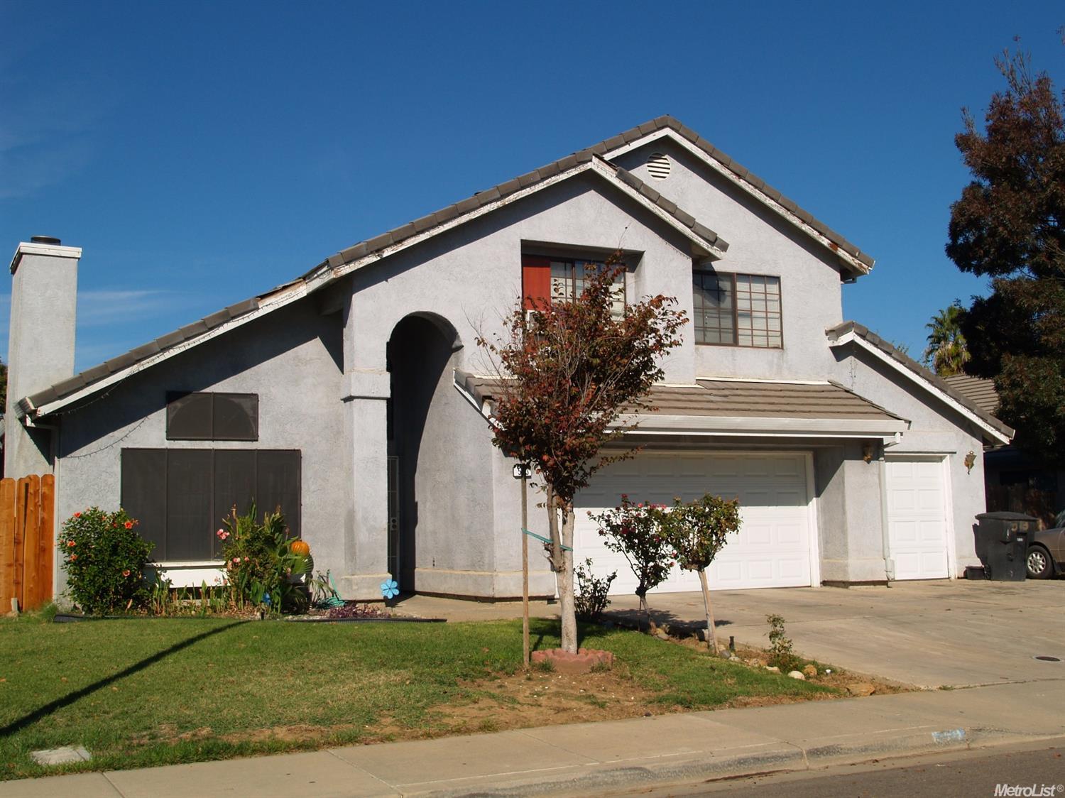 513 Berlin Way, Patterson, CA 95363 photo 2