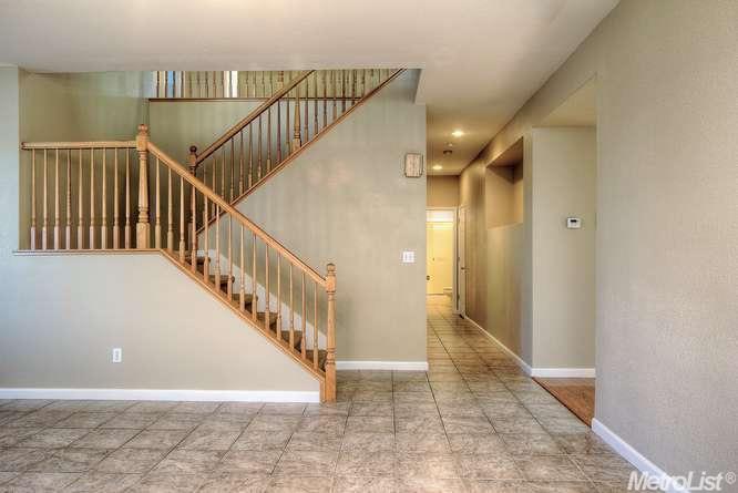 1340 Whispering Wind Dr, Tracy, CA 95377 photo 6