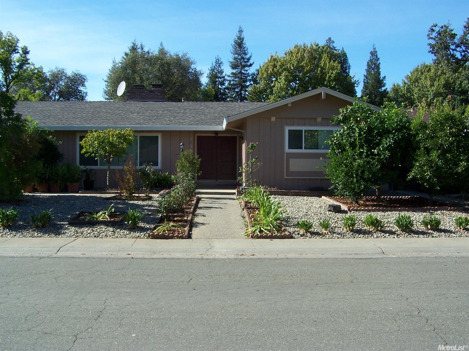3834 Maudray Way, Carmichael, CA 95608 photo 1