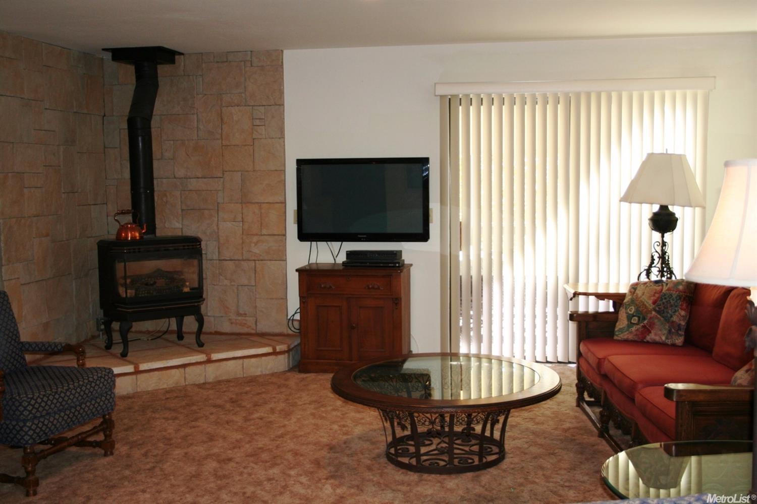 5977 Silverleaf Dr, Foresthill, CA 95631 photo 5