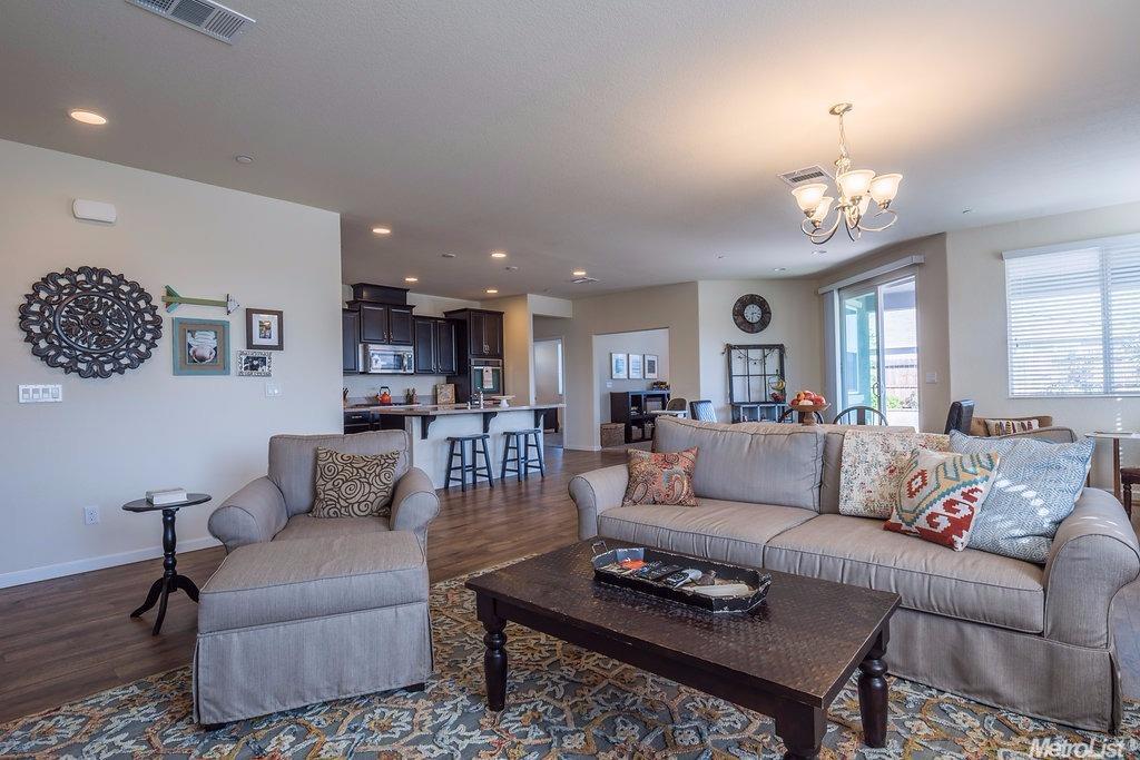 2380 Beardsley Ave, Manteca, CA 95337 photo 11
