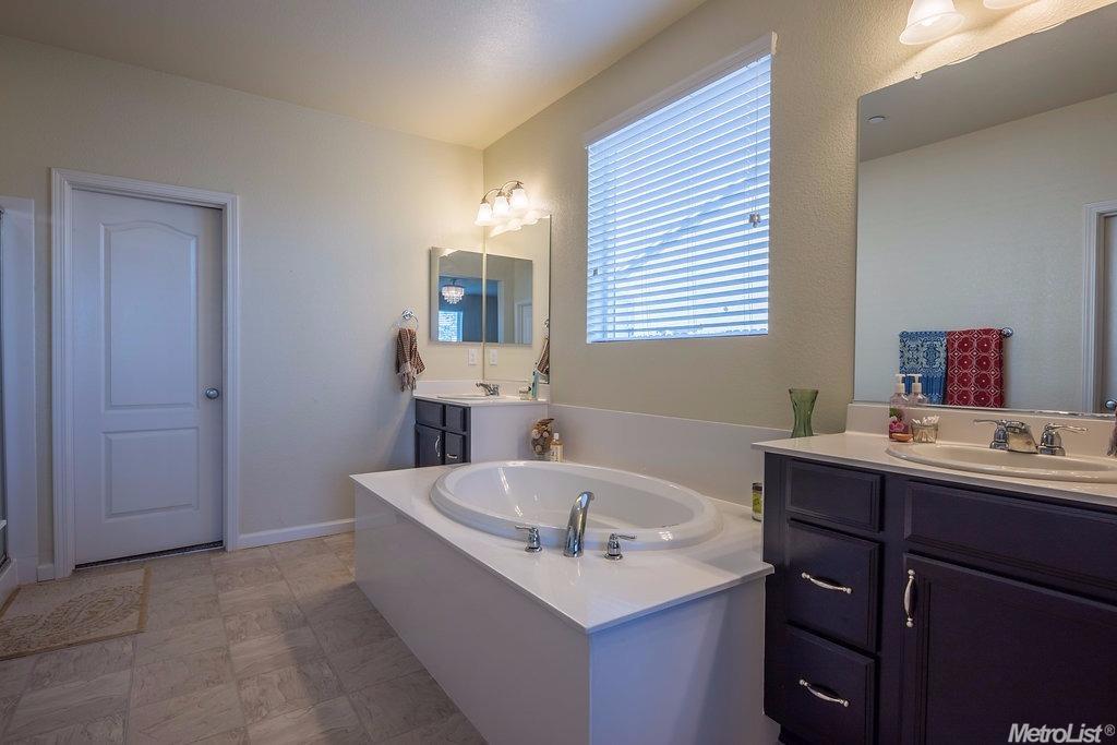 2380 Beardsley Ave, Manteca, CA 95337 photo 15