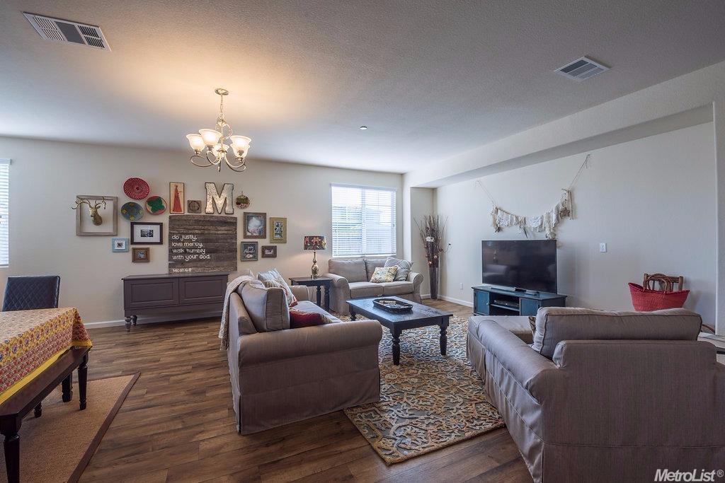 2380 Beardsley Ave, Manteca, CA 95337 photo 9