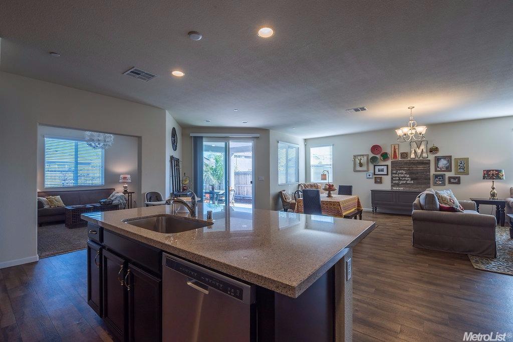 2380 Beardsley Ave, Manteca, CA 95337 photo 8