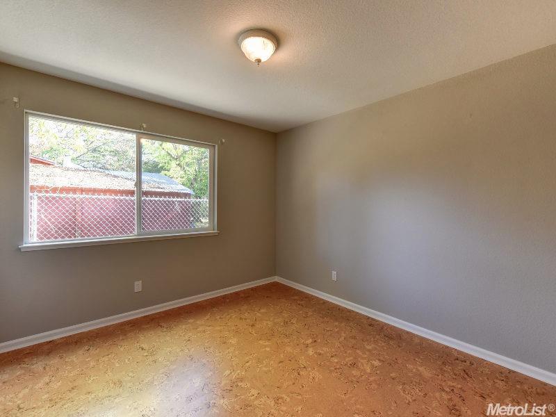 6100 Merry Ln, Carmichael, CA 95608 photo 16