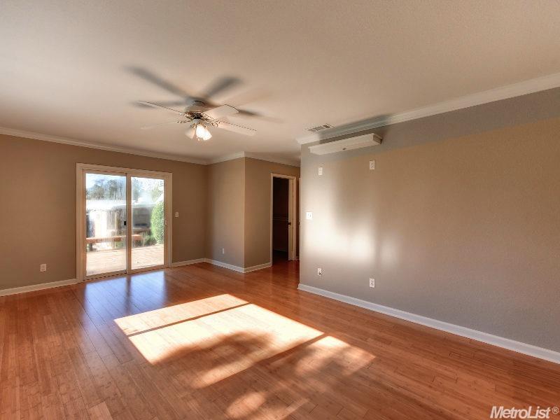 6100 Merry Ln, Carmichael, CA 95608 photo 15