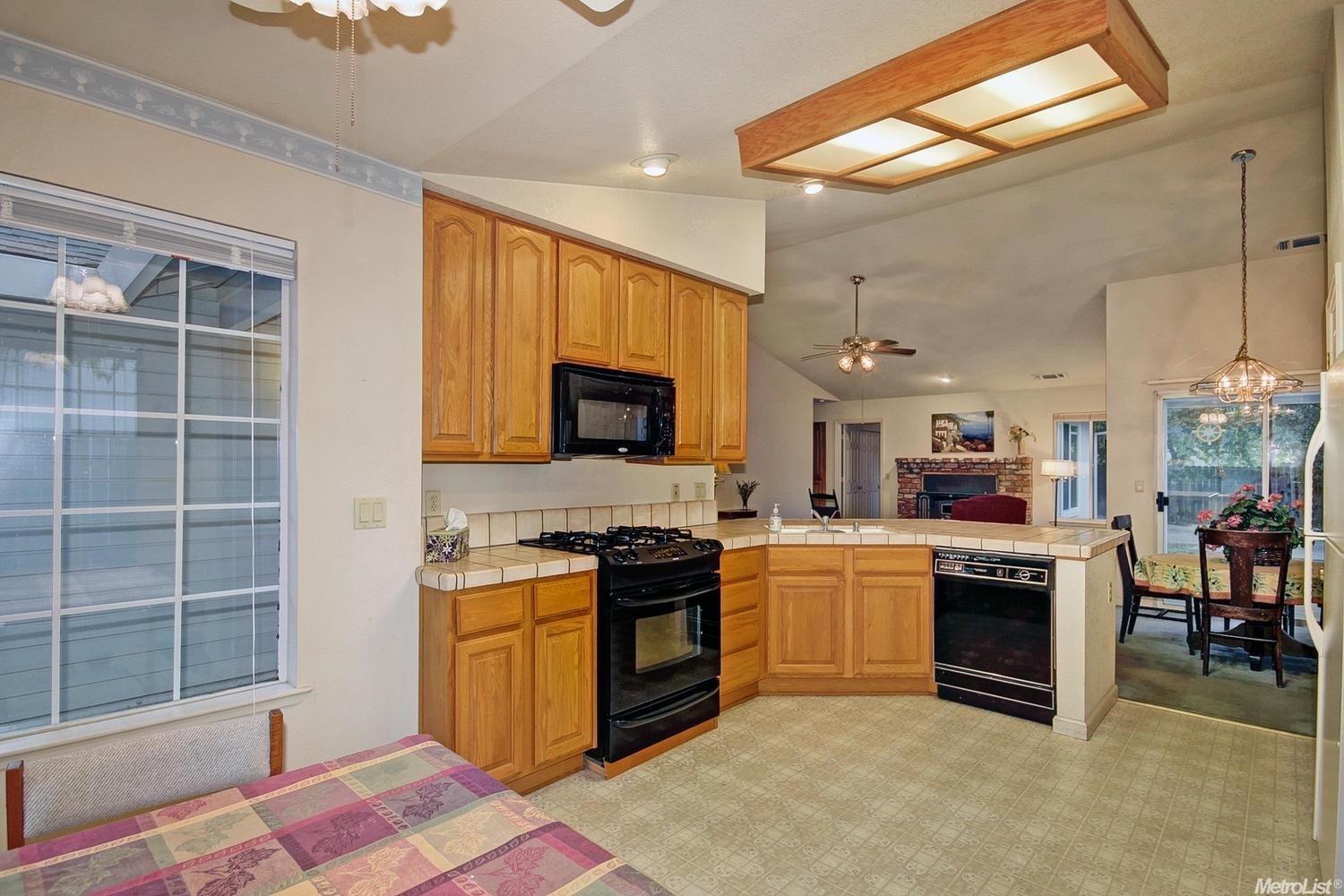 3121 Joellen Ct, Carmichael, CA 95608 photo 10