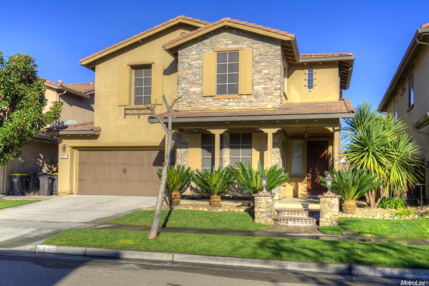 687 Claim Stake Ave, Lathrop, CA 95330 photo 1