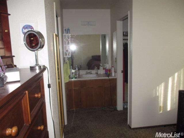 2032 Floyd Ave, Modesto, CA 95355 photo 11