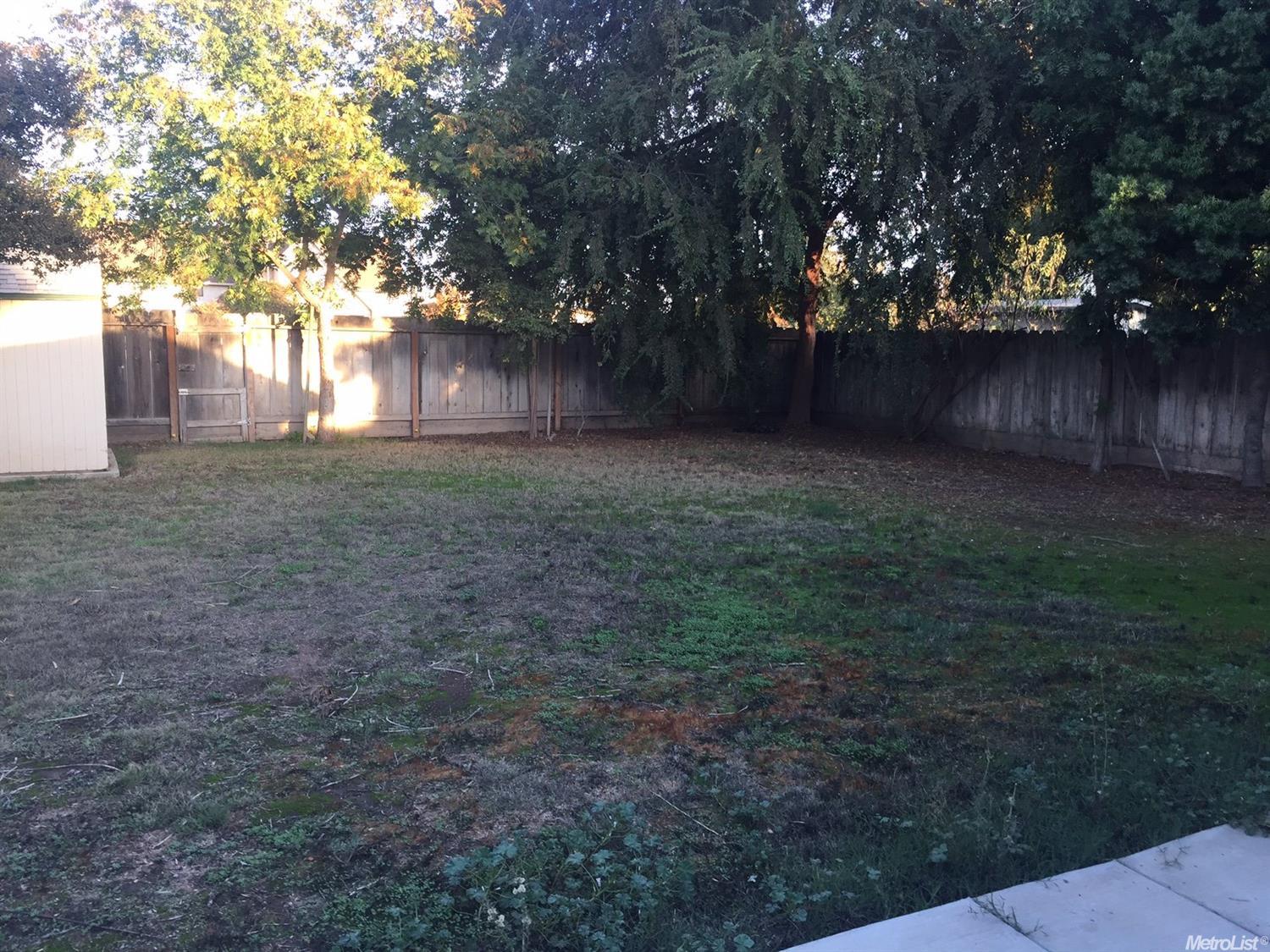 1522 Mitchell Dr, Escalon, CA 95320 photo 11