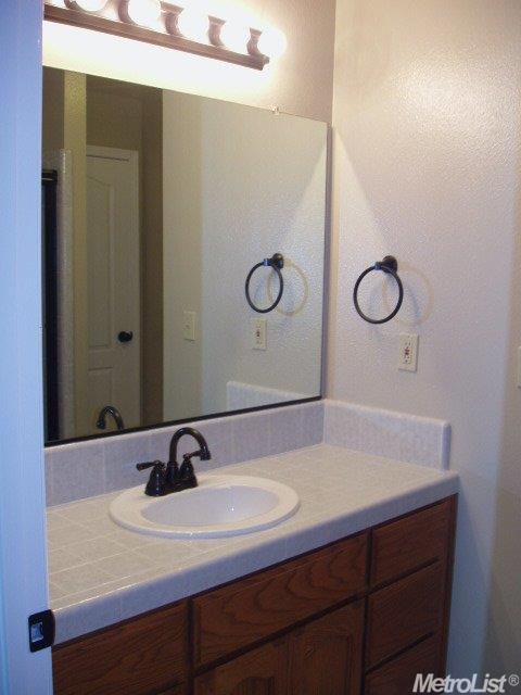 680 Meredith, Gustine, CA 95322 photo 13