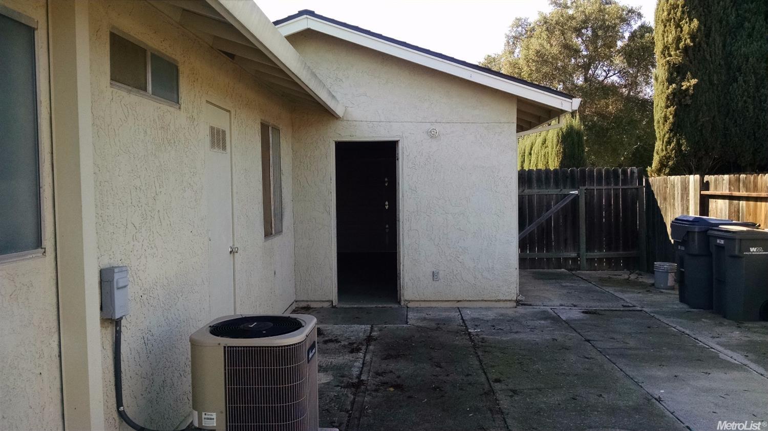 707 Valley Oak Dr, Winters, CA 95694 photo 2