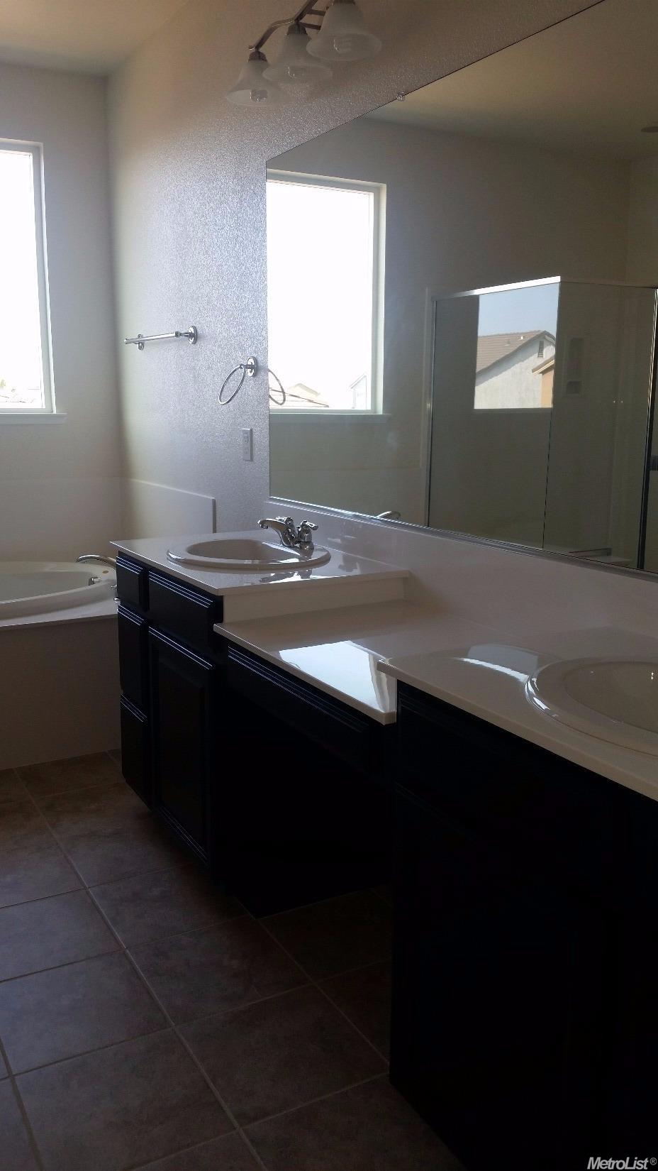 867 Emigrant St, Manteca, CA 95337 photo 17