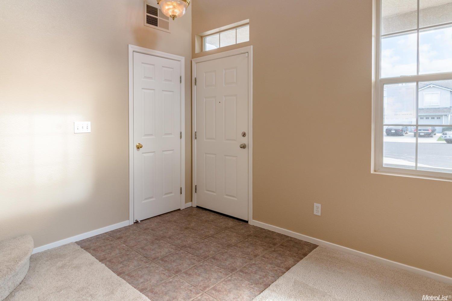 13731 Redstone St, Lathrop, CA 95330 photo 3