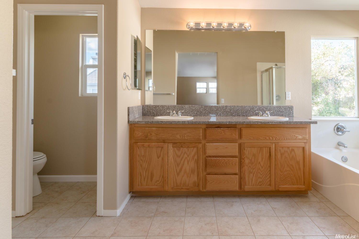 13731 Redstone St, Lathrop, CA 95330 photo 19