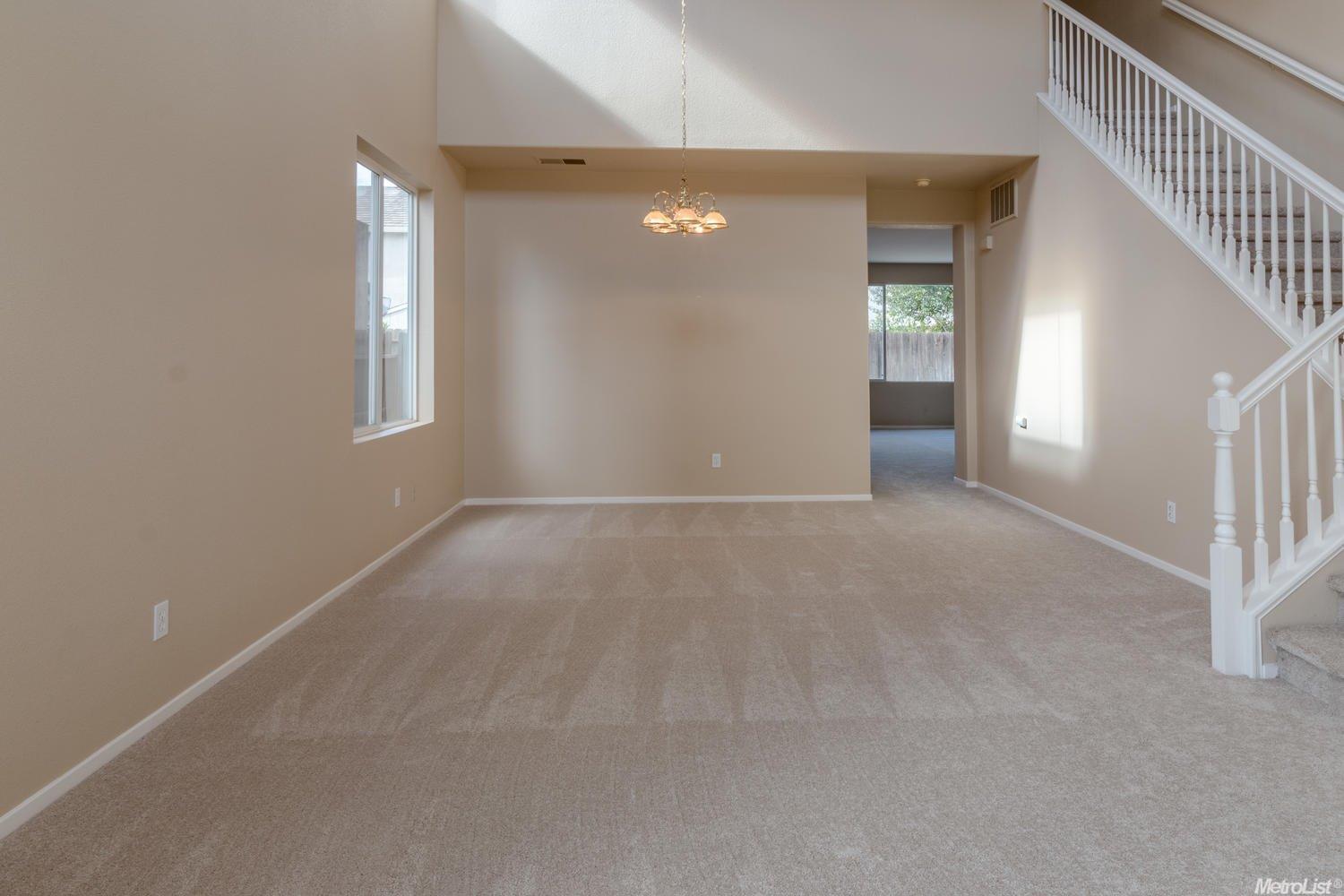 13731 Redstone St, Lathrop, CA 95330 photo 4