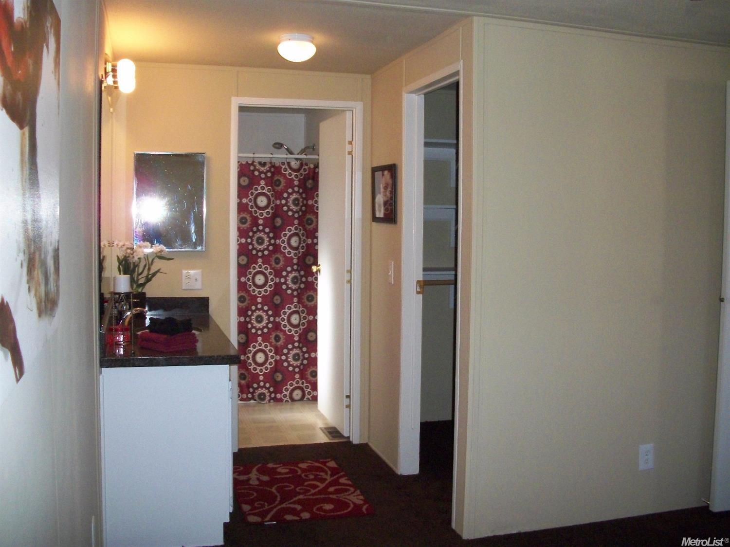 135 Via Flora, Olivehurst, CA 95961 photo 5