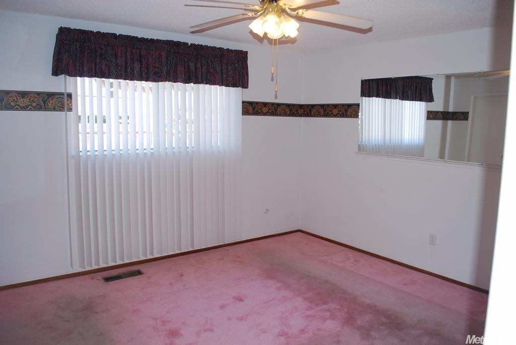 1925 E Orangeburg Ave, Modesto, CA 95355 photo 15