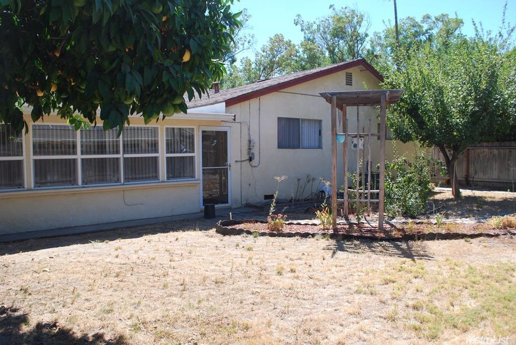 1925 E Orangeburg Ave, Modesto, CA 95355 photo 5