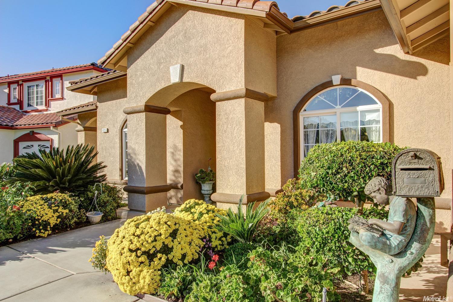 4025 Corte Bella, Modesto, CA 95356 photo 2
