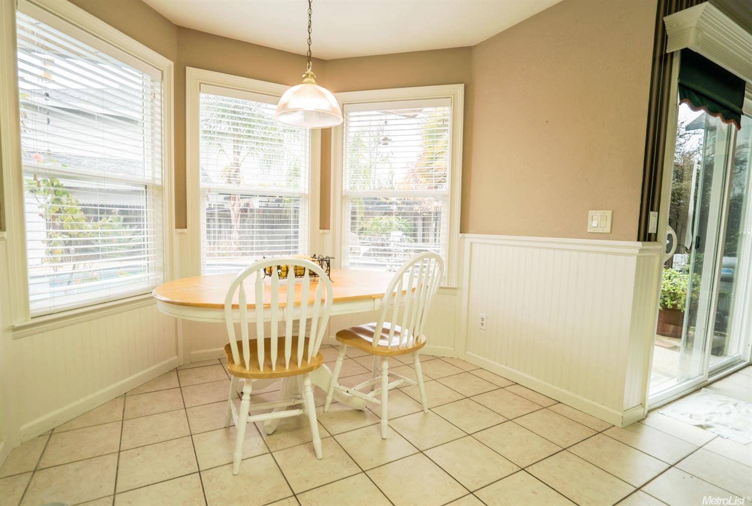 8512 Journeys End Ct, Antelope, CA 95843 photo 10