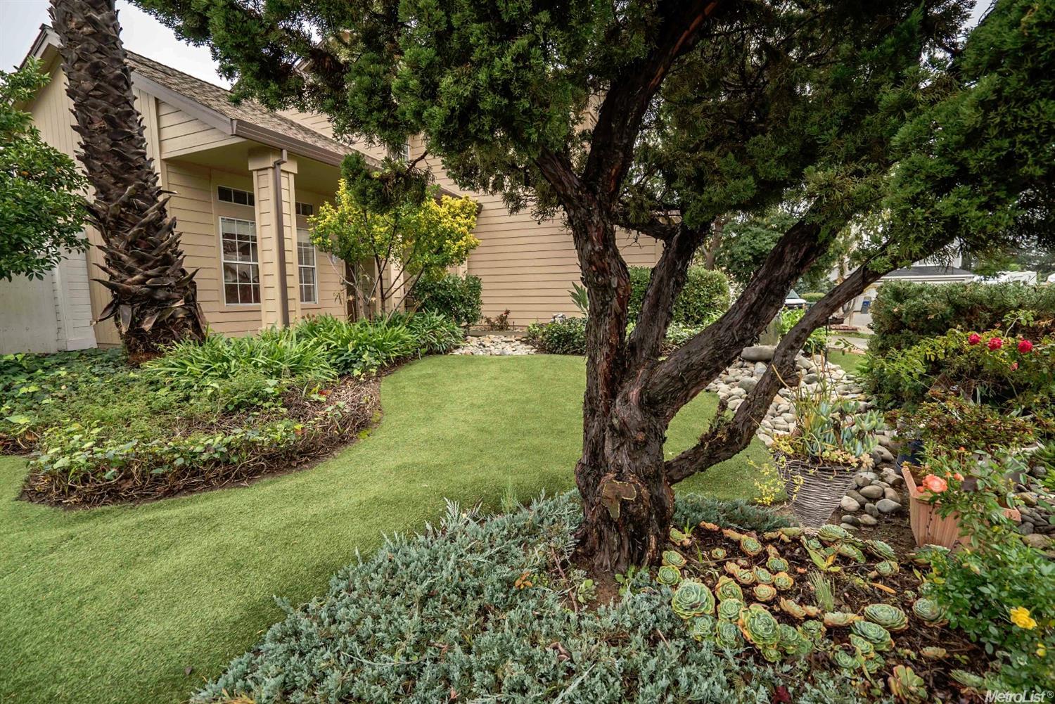 8512 Journeys End Ct, Antelope, CA 95843 photo 4