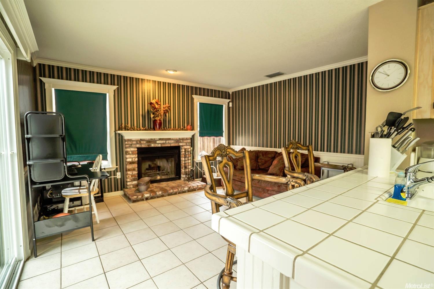 8512 Journeys End Ct, Antelope, CA 95843 photo 11