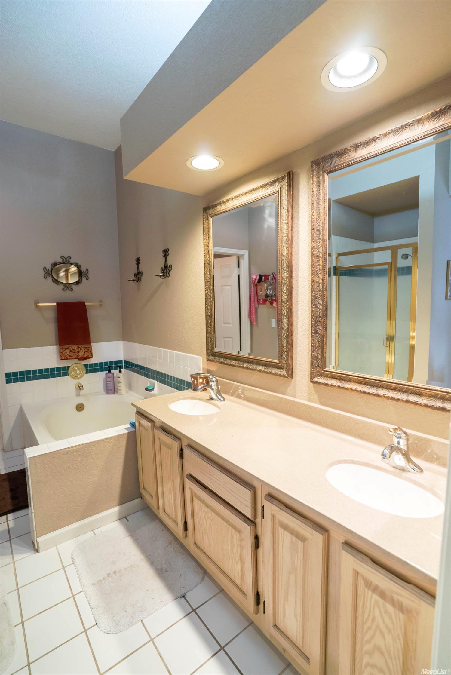 8512 Journeys End Ct, Antelope, CA 95843 photo 25