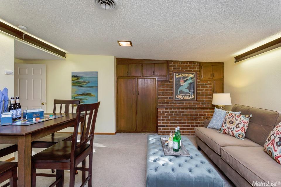 4410 Mapel Ln, Carmichael, CA 95608 photo 25