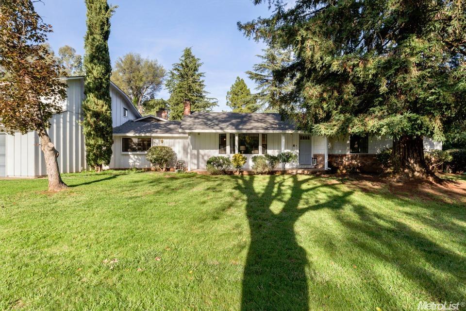 4410 Mapel Ln, Carmichael, CA 95608 photo 2