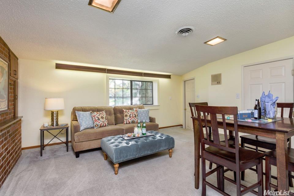 4410 Mapel Ln, Carmichael, CA 95608 photo 24
