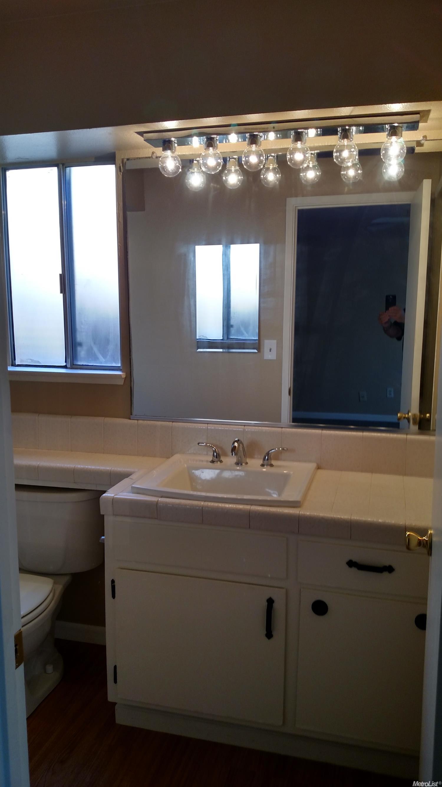 824 Cadillac Dr, Modesto, CA 95351 photo 9
