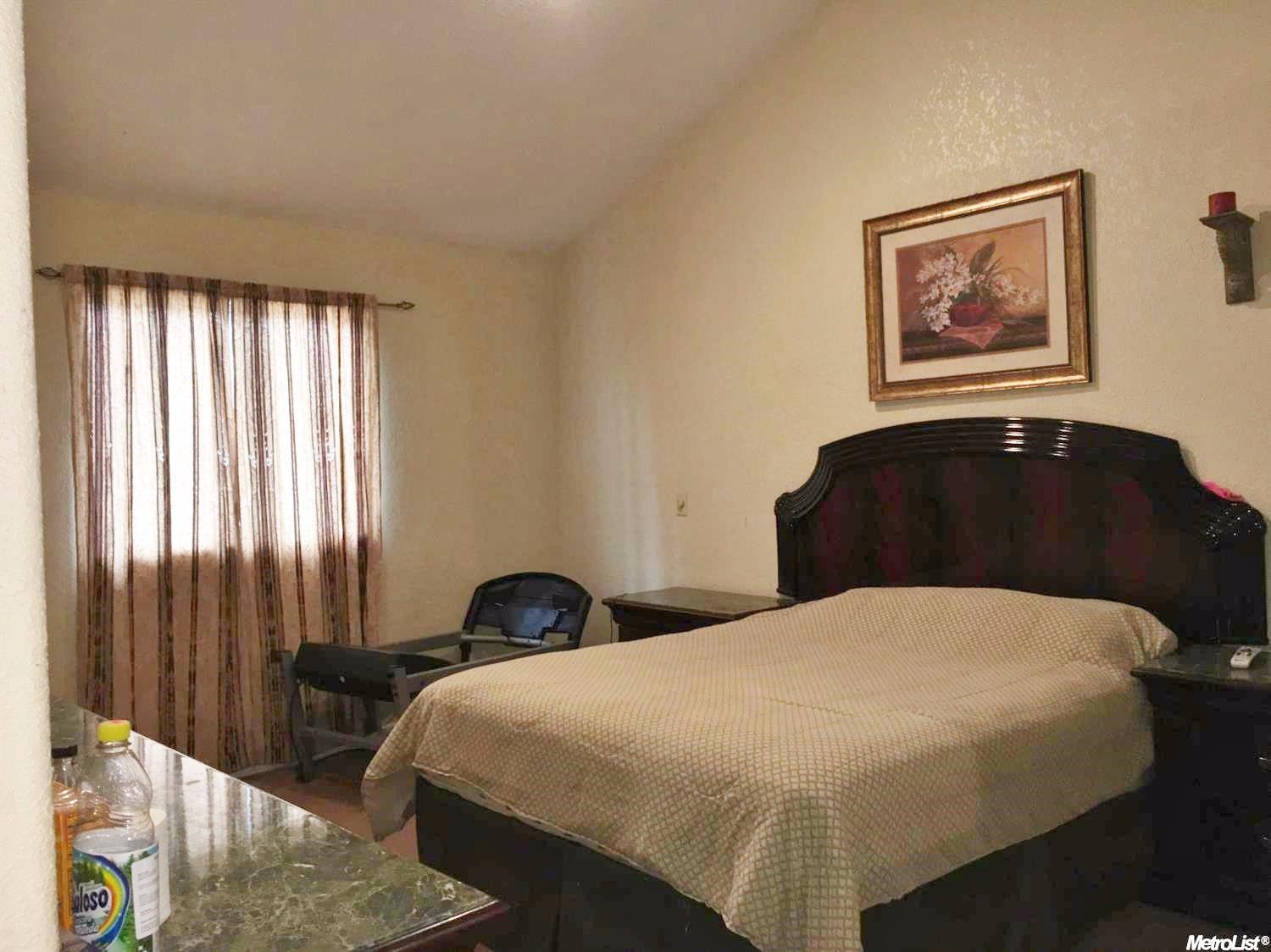 1327 Nadine Ave, Modesto, CA 95351 photo 5