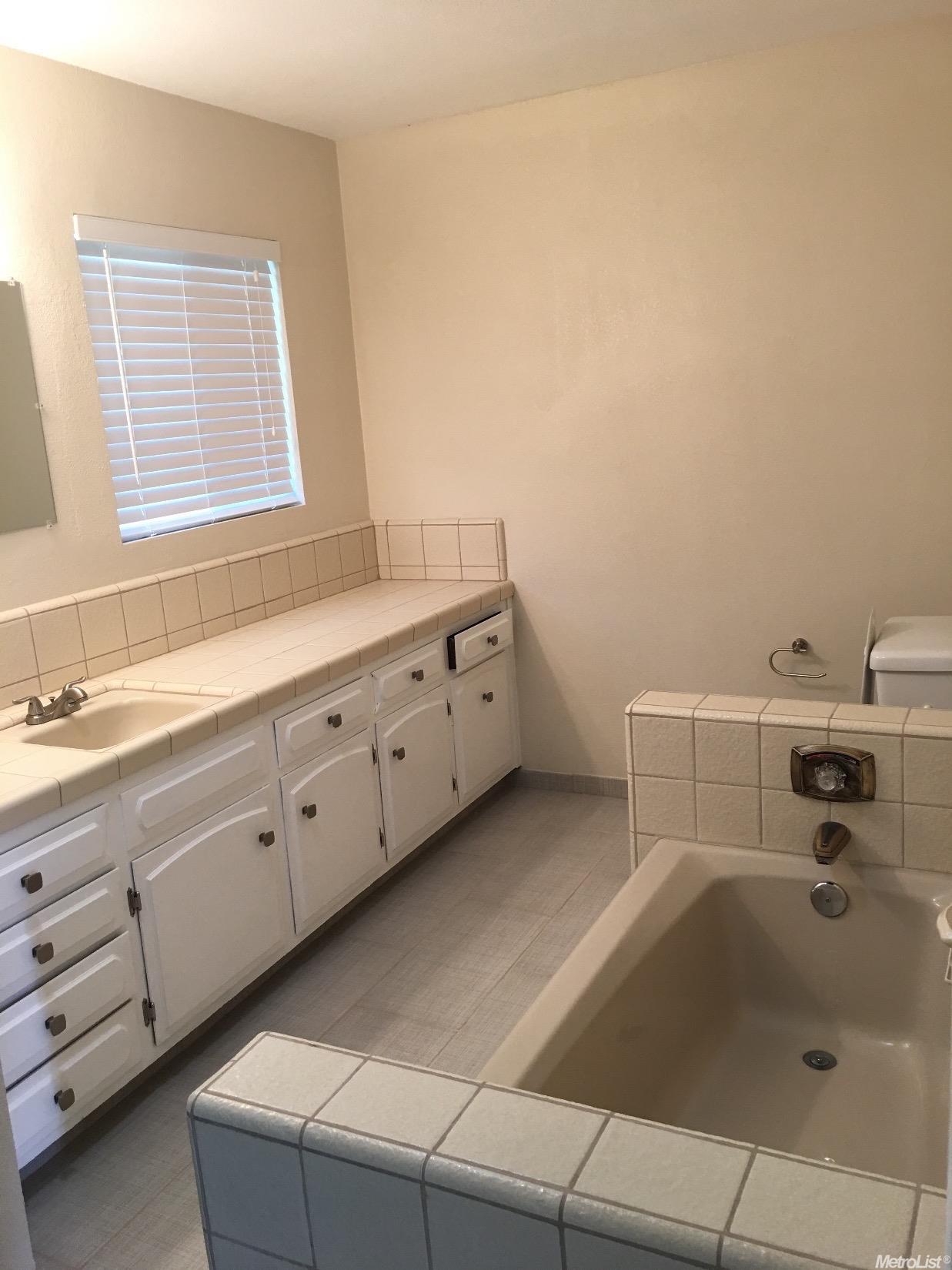 357 Charles Ave, Manteca, CA 95336 photo 21