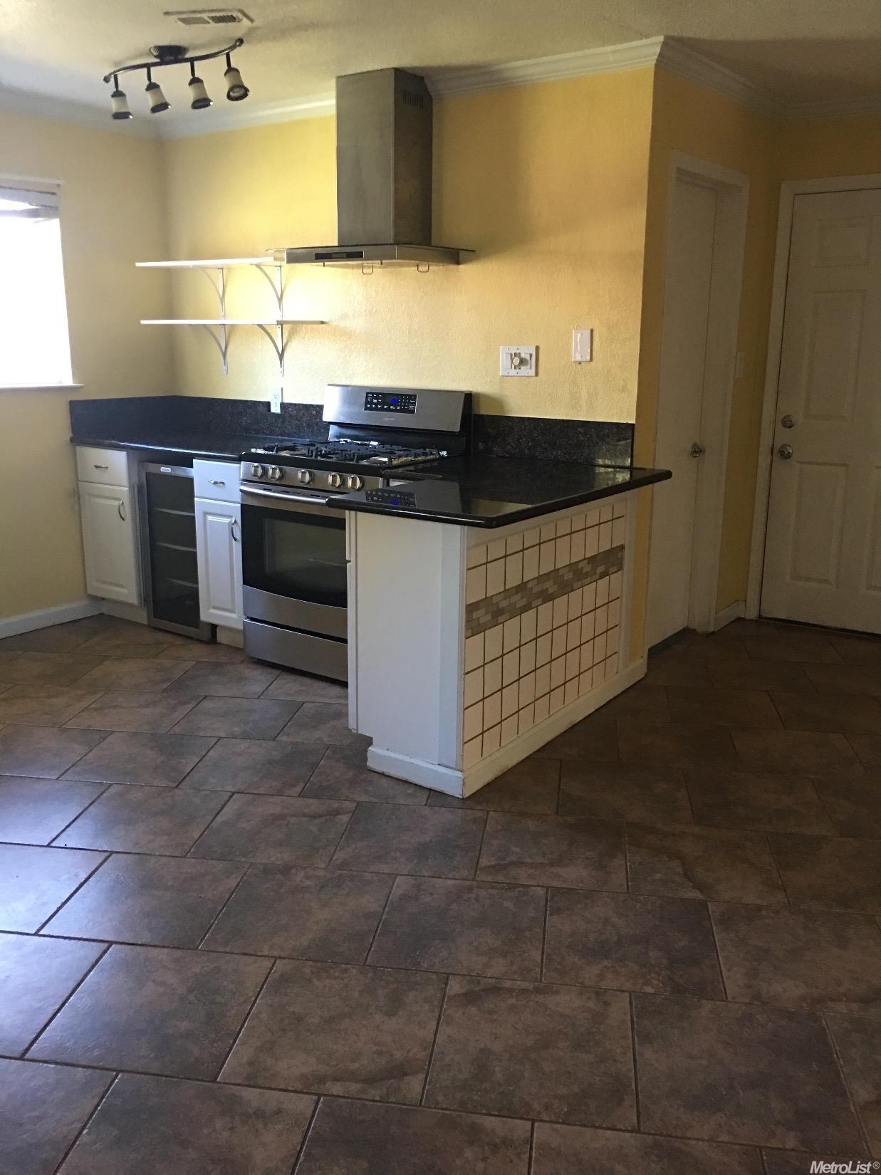 357 Charles Ave, Manteca, CA 95336 photo 12