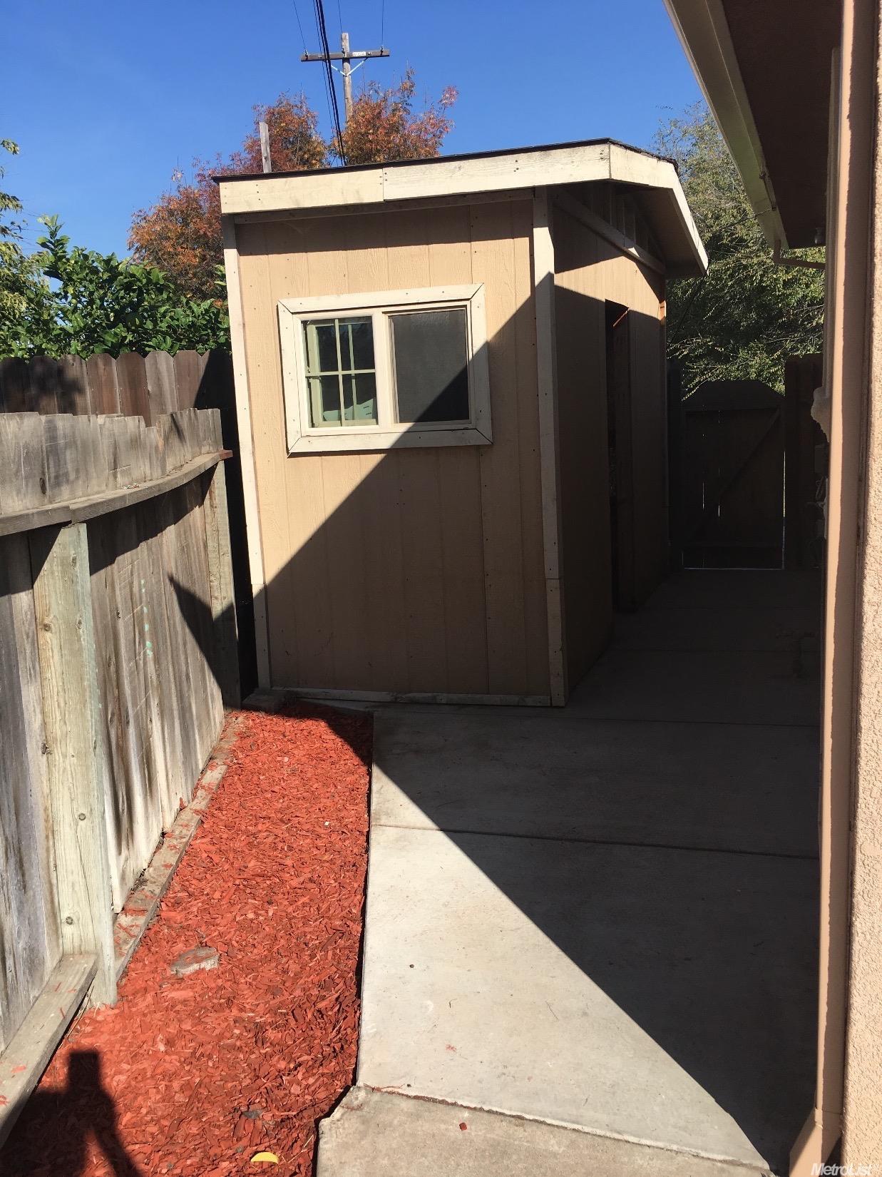 357 Charles Ave, Manteca, CA 95336 photo 10