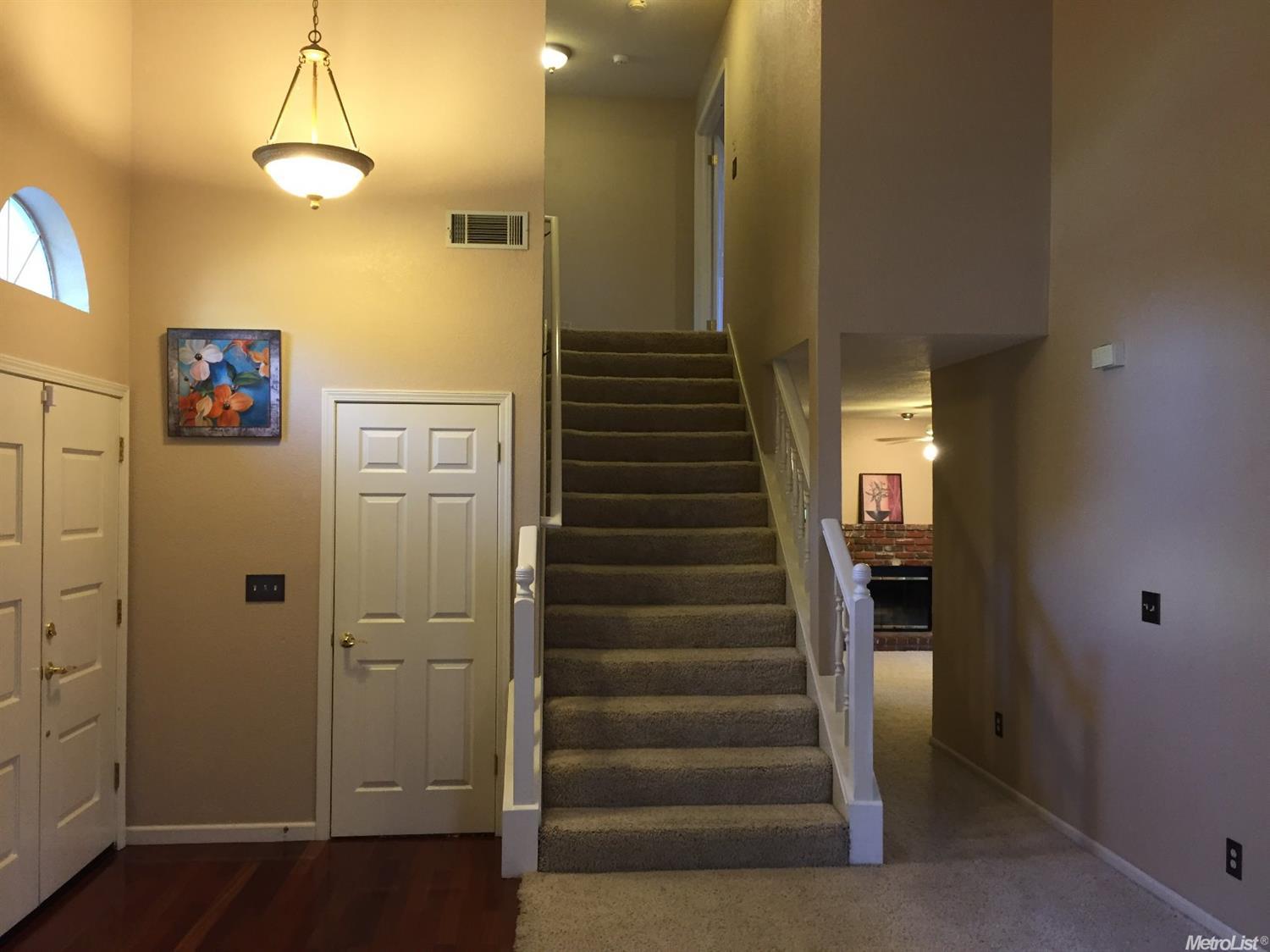 2229 W Manitoba Ct, Modesto, CA 95356 photo 3