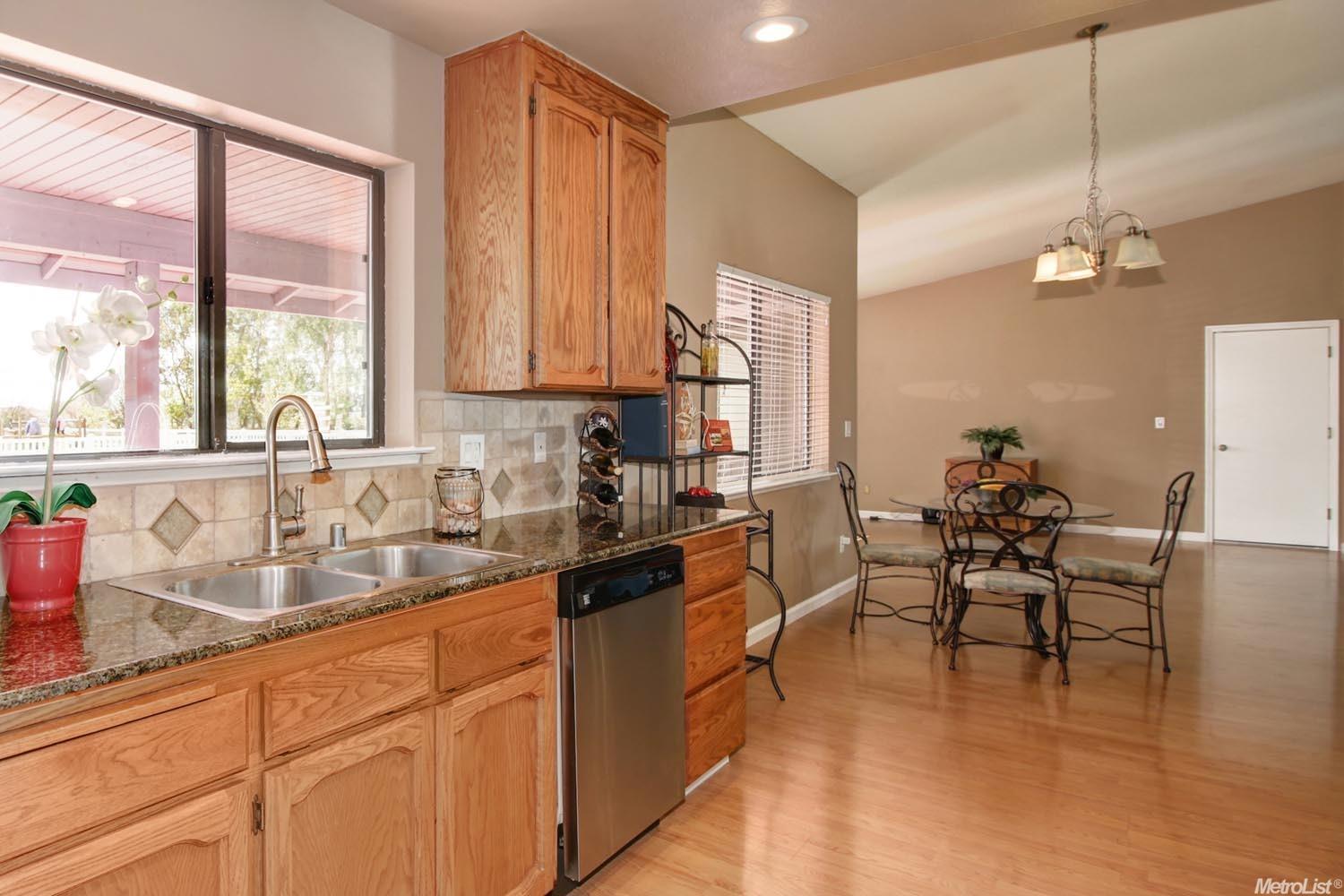 10501 Lowell St, Elverta, CA 95626 photo 10