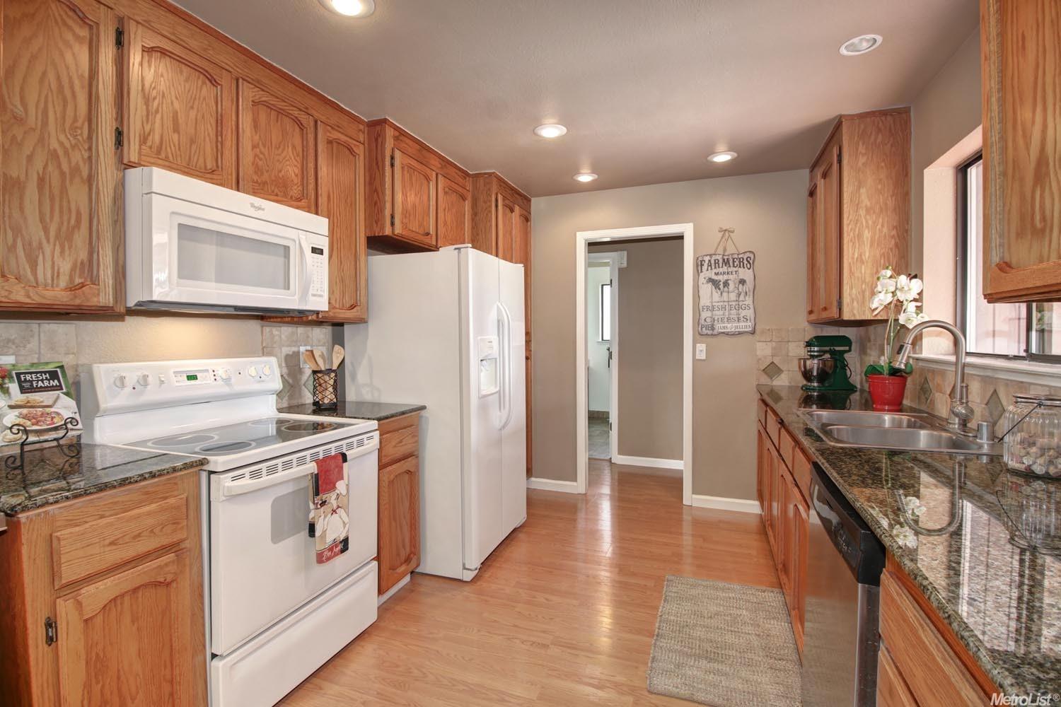 10501 Lowell St, Elverta, CA 95626 photo 11
