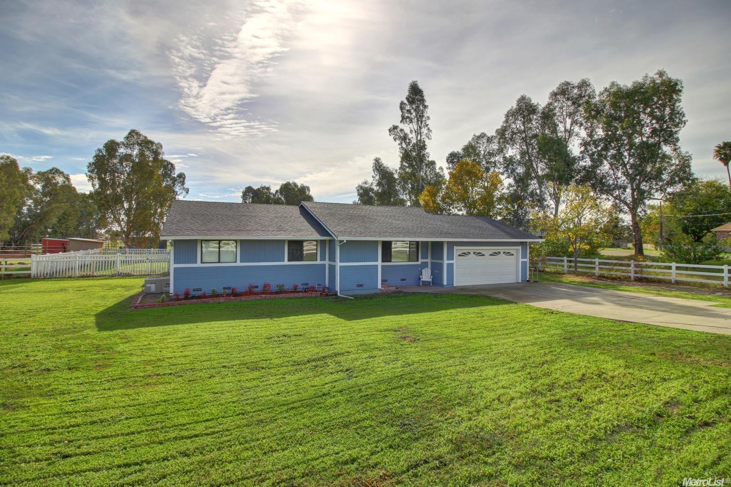 10501 Lowell St, Elverta, CA 95626 photo 2