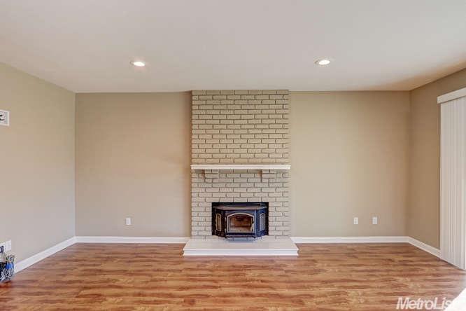35 Wimbledon Ln, Tracy, CA 95376 photo 8