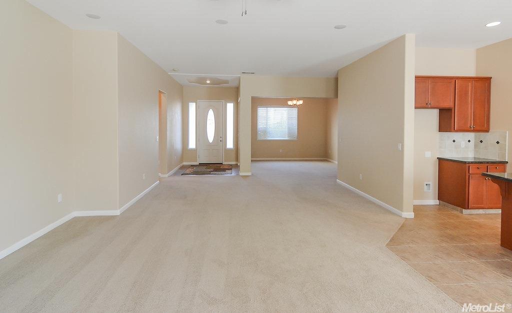 1729 Jackie Pl, Manteca, CA 95337 photo 8