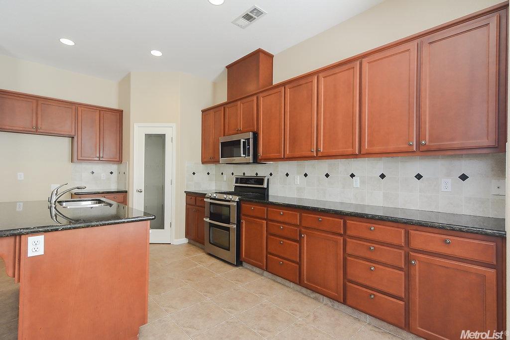 1729 Jackie Pl, Manteca, CA 95337 photo 14